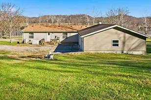 10115 Old River Rd, Blue Rock, OH 43720 - Photo 6