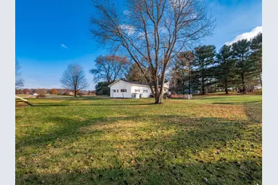 8011 Ruffner Road NE, Baltimore, OH 43105 - Photo 32