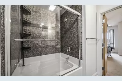 196 S Grant Avenue #607, Columbus, OH 43215 - Photo 22