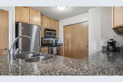 196 S Grant Avenue #607, Columbus, OH 43215 - Photo 14