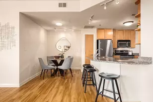 196 S Grant Ave, Columbus, OH 43215 - Photo 14