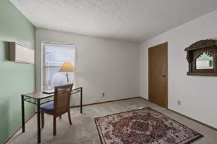 2456 Sanford Dr, Columbus, OH 43235 - Photo 12