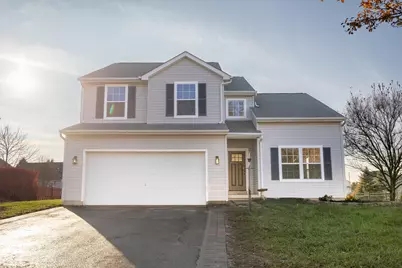 675 Preston Trails Drive, Pickerington, OH 43147 - Photo 2