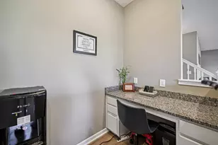 573 Eagle Walk Rd, Delaware, OH 43015 - Photo 12
