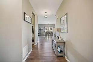 573 Eagle Walk Rd, Delaware, OH 43015 - Photo 4