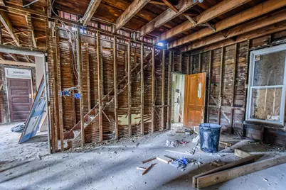 216 E 1st Street, London, OH 43140 - Photo 6