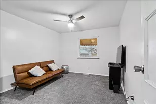 5143 Rutledge Dr N, Columbus, OH 43232 - Photo 16