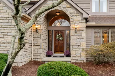 211 Crossing Creek N, Gahanna, OH 43230 - Photo 4