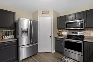 8300 Kennedy Rd, Blacklick, OH 43004 - Photo 14