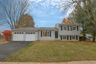 6969 Britwell Ln, Reynoldsburg, OH 43068 - Photo 2
