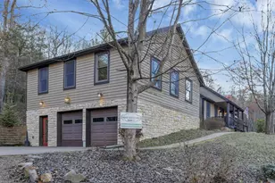 25873 Big Pine Rd, Rockbridge, OH 43149 - Photo 10