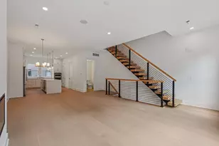 276 Dickenson St, Columbus, OH 43215 - Photo 16