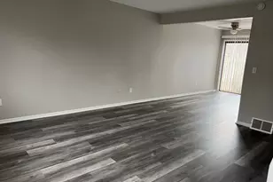 3068 Highcliff Ct, Columbus, OH 43231 - Photo 6