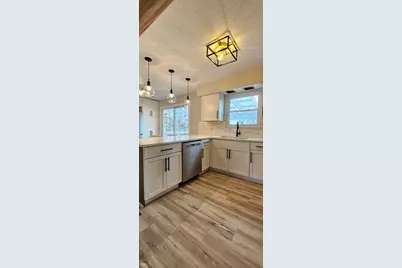 5061 Labelle Drive, Columbus, OH 43232 - Photo 8