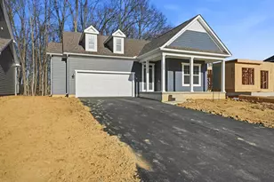 3668 Colts Reign Dr, Powell, OH 43065 - Photo 2