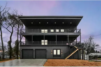 557 Lexington Avenue, Thornville, OH 43076 - Photo 2