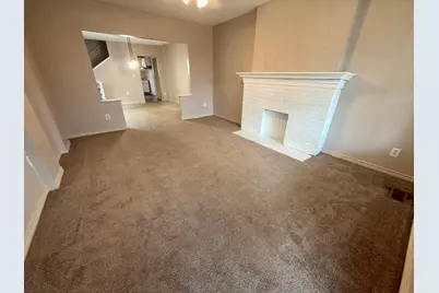 1092 E 15th Avenue, Columbus, OH 43211 - Photo 2