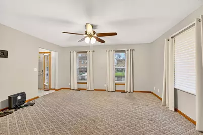 242 E Hocking Street, Canal Winchester, OH 43110 - Photo 8