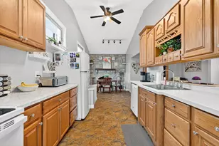 17 E Oak St, Canal Winchester, OH 43110 - Photo 30