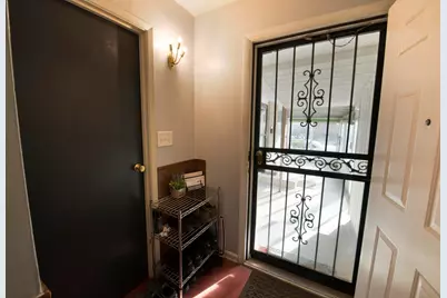 1564 Smith Road, Columbus, OH 43207 - Photo 4