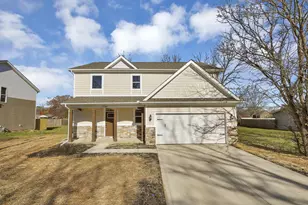 3596 2nd Ave, Urbancrest, OH 43123 - Photo 2