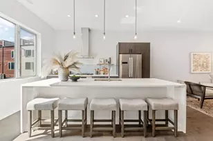 801 N 6th St, Columbus, OH 43215 - Photo 2