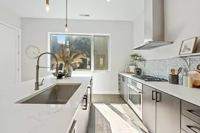 801 N 6th Street, Columbus, OH 43215 - Photo 14