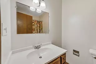 240 Chicago Ave, Marion, OH 43302 - Photo 20