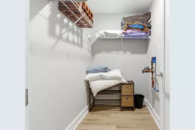 251 E 3rd Avenue, Columbus, OH 43201 - Photo 58