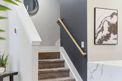 251 E 3rd Avenue, Columbus, OH 43201 - Photo 26