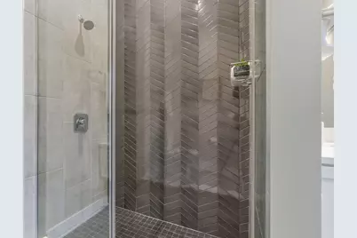 251 E 3rd Avenue, Columbus, OH 43201 - Photo 38