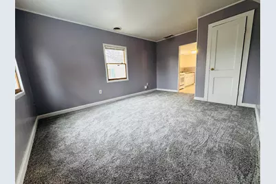 6156 Roselawn Avenue, Columbus, OH 43232 - Photo 2