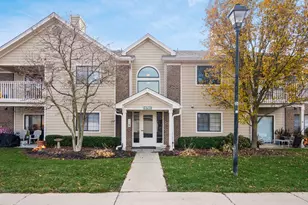 6755 Meadow Creek Dr, Columbus, OH 43235 - Photo 1