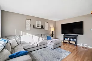 1930 Shallowford Ave, Columbus, OH 43235 - Photo 6