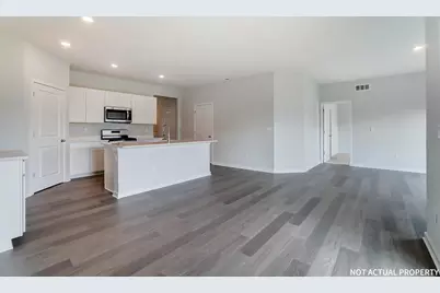 1018 Sherwood Loop, Bellefontaine, OH 43311 - Photo 6