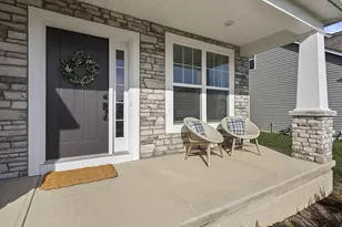 2053 Slippery Rail Dr, Plain City, OH 43064 - Photo 2