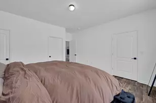 1925 Fortstone Ln, Columbus, OH 43228 - Photo 18