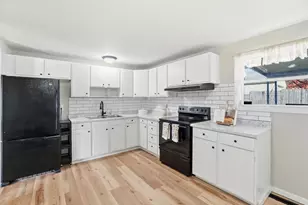 3814 Clime Rd, Columbus, OH 43228 - Photo 10