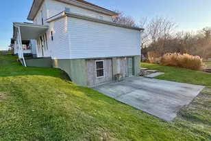 505 N Pleasant St, New Lexington, OH 43764 - Photo 2