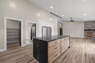 670 Berry Rd, Howard, OH 43028 - Photo 24