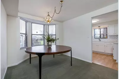 5803 Sundrops Avenue, Galloway, OH 43119 - Photo 12