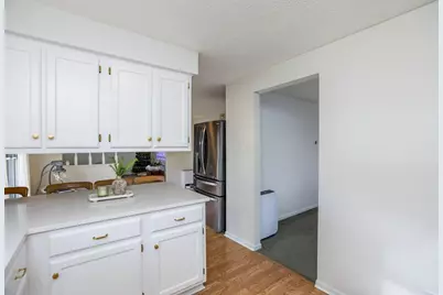 5803 Sundrops Avenue, Galloway, OH 43119 - Photo 16