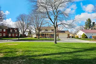 667 Waverly Ave, Washington Court House, OH 43160 - Photo 2