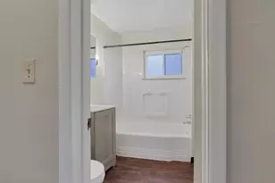 830 S Harris Ave, Columbus, OH 43204 - Photo 16