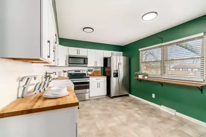 6035 Karl Road, Columbus, OH 43229 - Photo 8