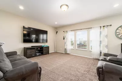 30 Burroughs Drive, Ashville, OH 43103 - Photo 8