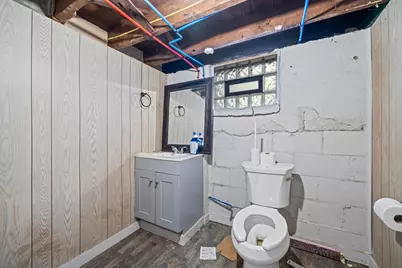 1067 Mercer Avenue, Akron, OH 44320 - Photo 16