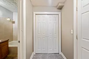 1657 Sullivant Ave, Columbus, OH 43223 - Photo 4