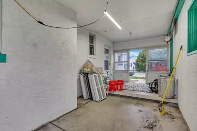 527 N Hague Avenue, Columbus, OH 43204 - Photo 36