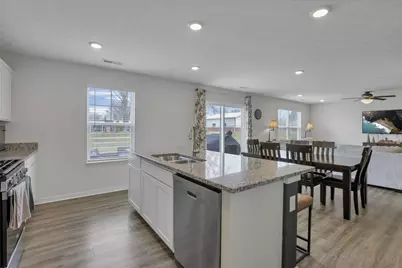 380 E Trinity Way, Newark, OH 43055 - Photo 14